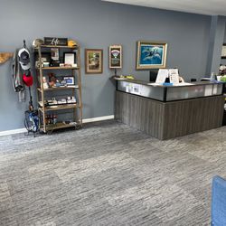 Dynamic Spine Center - Front desk