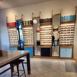 Warby Parker Shops at Farmington Valley