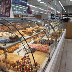 Paris Baguette - Pastry Case