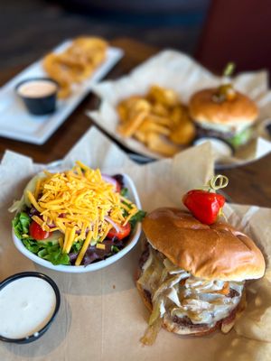 Cin Cin Burger Bar by null