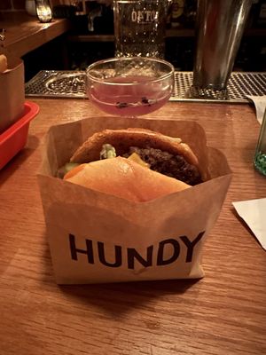Hundy by null