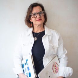 Marion Wilson, artist and her sketchbooks