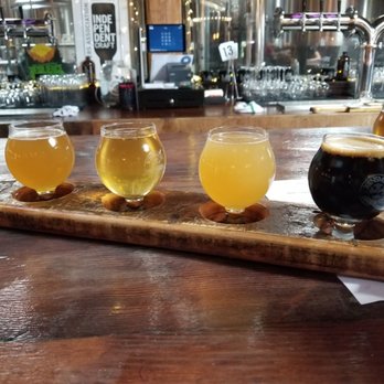 Kinsmen Brewing - Flight - Breweries Near Me - Milldale, Connecticut