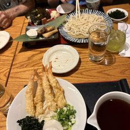 Cold udon with shrimp and across is Gozan. Cold udon with shrimp and across is Gozan.