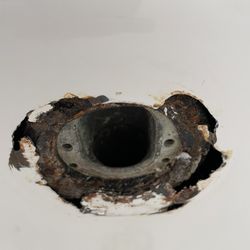 Miracle Method Surface Refinishing - Rusty tub overflow