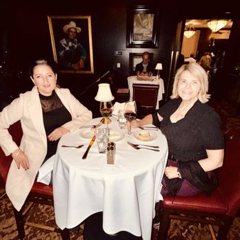 The Capital Grille - Bar area - Steakhouses Near Me - Costa Mesa, California