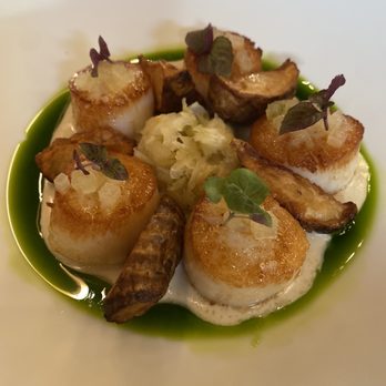 Senia - Scallops - Cocktail Bars Near Me - Honolulu, Hawaii Senia - Scallops - Cocktail Bars Near Me - Honolulu, Hawaii