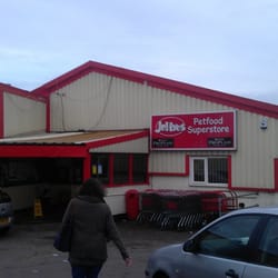 Jollyes Petfood Superstore