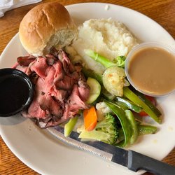 Donohue's Bar and Grill - Roast Beef Dinner
