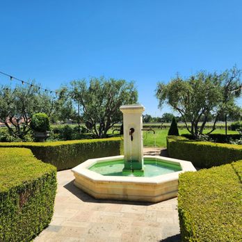 V Sattui Winery - The fountain - Wineries Near Me - Saint Helena, California V Sattui Winery - The fountain - Wineries Near Me - Saint Helena, California