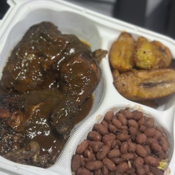 Ruthies Caribbean Kitchen - Jamican Jerk Chicken, Beans and rice, plaintains - Caribbean Near Me - Vallejo, California Ruthies Caribbean Kitchen - Jamican Jerk Chicken, Beans and rice, plaintains - Caribbean Near Me - Vallejo, California