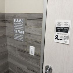 Care Now Urgent Care - No garbage can