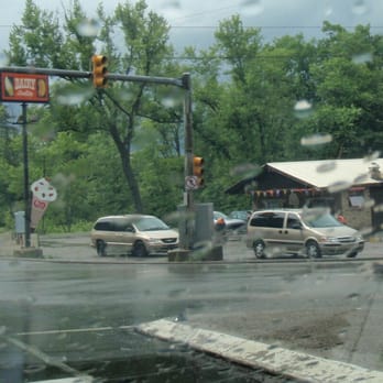 Dairy Delite - a rainy day in a town - Fast Food Near Me - Warren, Pennsylvania Dairy Delite - a rainy day in a town - Fast Food Near Me - Warren, Pennsylvania