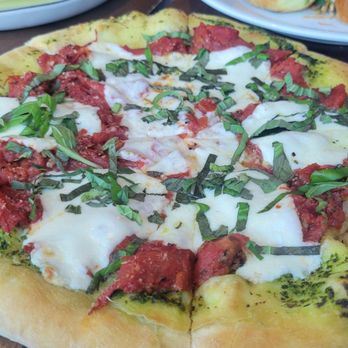 Pinstripes - Margarita Pizza - New American Near Me - Houston, Texas