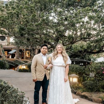 Grace Loves Lace - Dallas - Grace Loves Lace 2 piece silk dress. - Bridal Near Me - Dallas, Texas Grace Loves Lace - Dallas - Grace Loves Lace 2 piece silk dress. - Bridal Near Me - Dallas, Texas