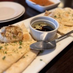 Pacioni's Pizzeria - Roasted Garlic and focaccia