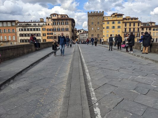 Ponte Santa Trinita by null
