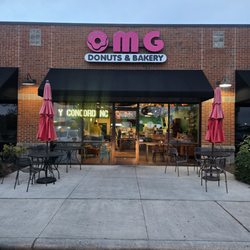 OMG Donuts & Bakery - Storefront
