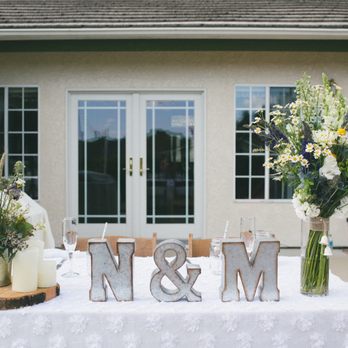 Glendora Florist - Beautiful flower arrangements for our casual backyard wedding. - Florists Near Me - Glendora, California Glendora Florist - Beautiful flower arrangements for our casual backyard wedding. - Florists Near Me - Glendora, California
