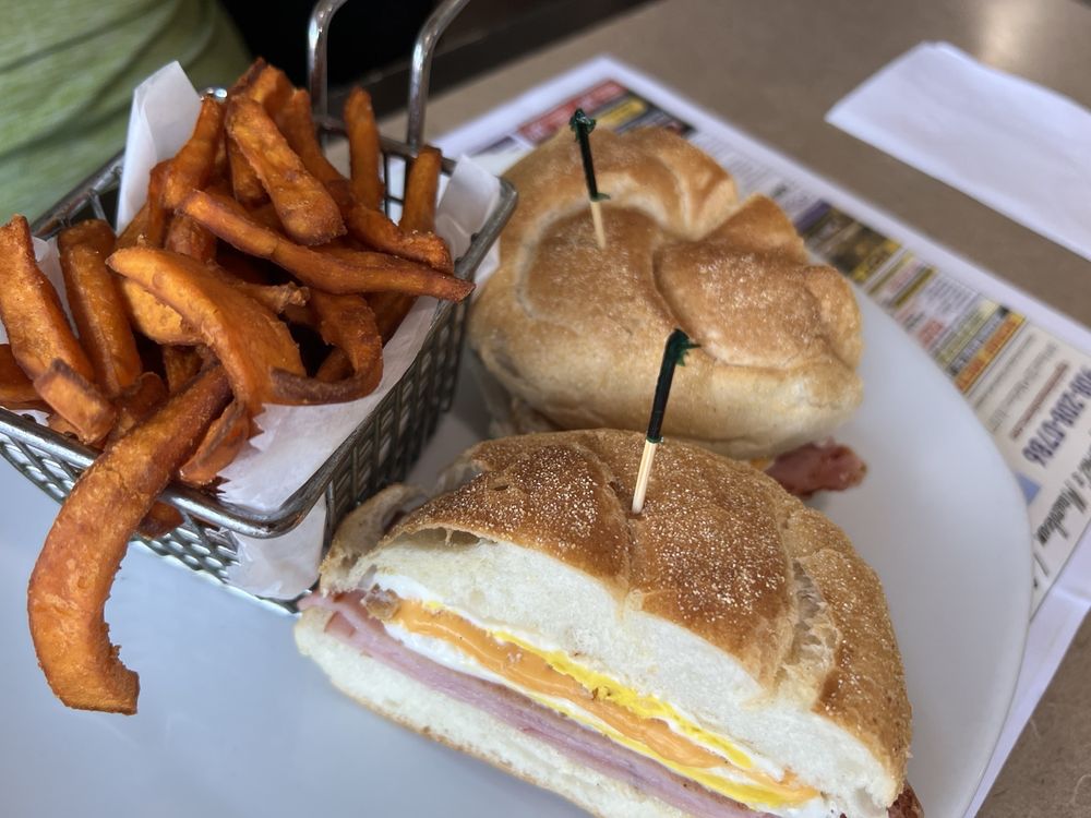 Marlboro Diner — Mexican restaurant in Englishtown