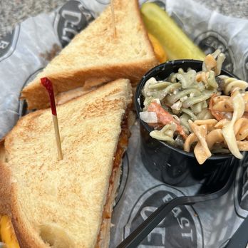 East Bay Deli - NY BBQ Sandwich - Delis Near Me - Charleston, South Carolina East Bay Deli - NY BBQ Sandwich - Delis Near Me - Charleston, South Carolina