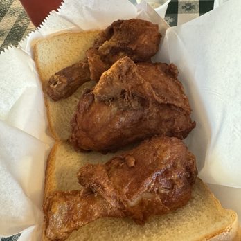 Gus’s Fried Chicken - 2 Piece Dark Snack - Southern Near Me - Houston, Texas Gus’s Fried Chicken - 2 Piece Dark Snack - Southern Near Me - Houston, Texas