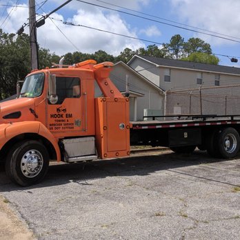 Hook Em Towing & Wrecker Service - Roadside Assistance Near Me - Albany, Georgia Hook Em Towing & Wrecker Service - Roadside Assistance Near Me - Albany, Georgia