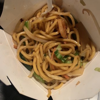 WANG'S TABLE - Vegetable Chow Mein - Chinese Near Me - Reno, Nevada WANG'S TABLE - Vegetable Chow Mein - Chinese Near Me - Reno, Nevada