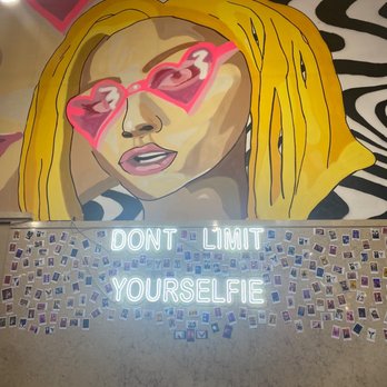Texas Selfie Museum - Museums Near Me - San Antonio, Texas Texas Selfie Museum - Museums Near Me - San Antonio, Texas