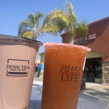 Ding Tea Escondido - Blueberry Milk, Guava Green - Bubble Tea Near Me - Escondido, California