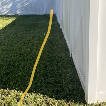 Walker's Fence - Fence line is clearly WRONG - Fences & Gates Near Me - Auburndale, Florida Walker's Fence - Fence line is clearly WRONG - Fences & Gates Near Me - Auburndale, Florida
