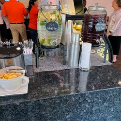 Davanti Ristorante - Self serve station