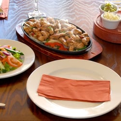 Salsa Restaurant & Tapas Bar - Chicken fajitas