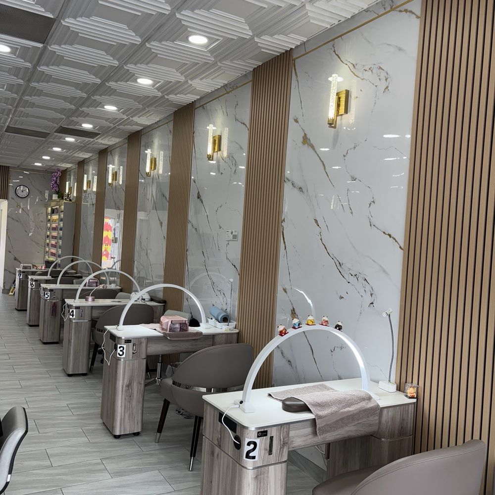 Minaillium - Newly renovated interior - Nail Salons Near Me - Valencia, California