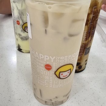 Happy Lemon - Winter melon Fresh Milk. Not as pictured in display. The display showed a yellow/lemonade clear drink. The actual drink is milky. - Bubble Tea Near Me - Urban Honolulu, Hawaii