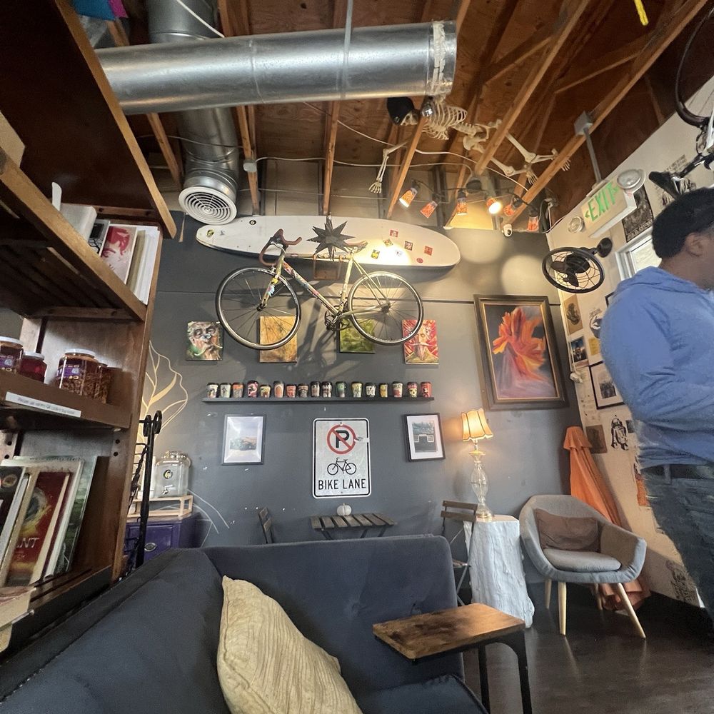 6 Grados Coffee - inside - Coffee & Tea Near Me - San Diego, California 6 Grados Coffee - inside - Coffee & Tea Near Me - San Diego, California