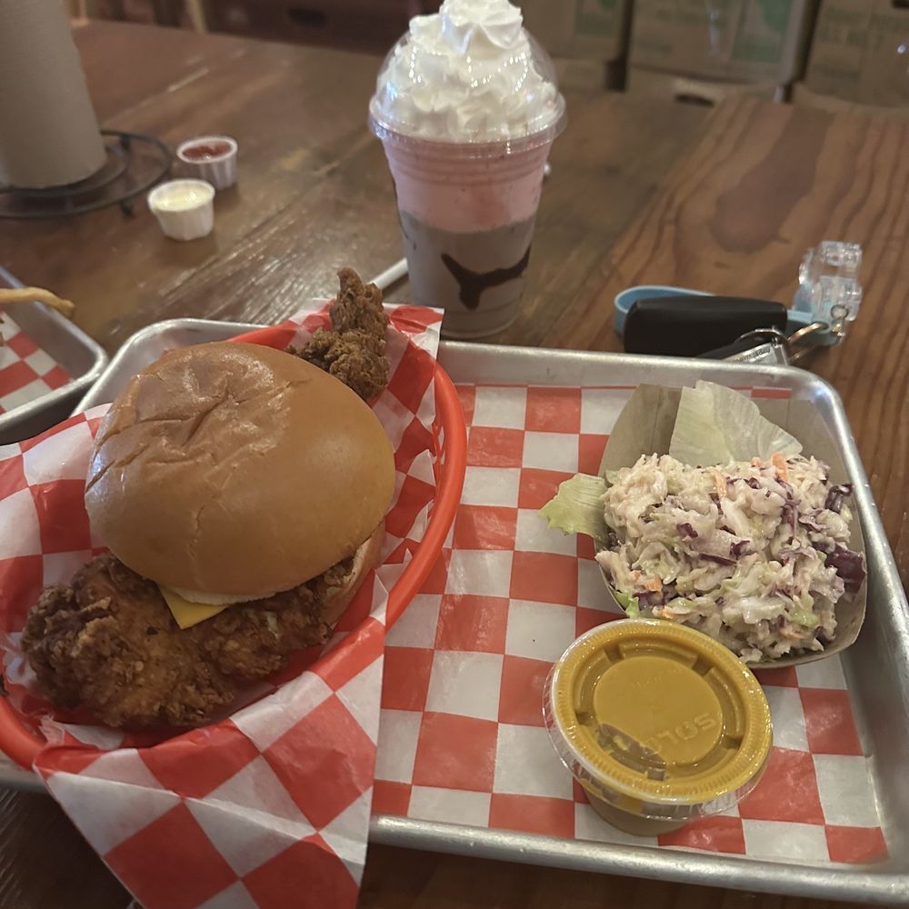 Lucy's - Spicy Chicken with coleslaw on the side .... - American Near Me - Chicago, Illinois Lucy's - Spicy Chicken with coleslaw on the side .... - American Near Me - Chicago, Illinois