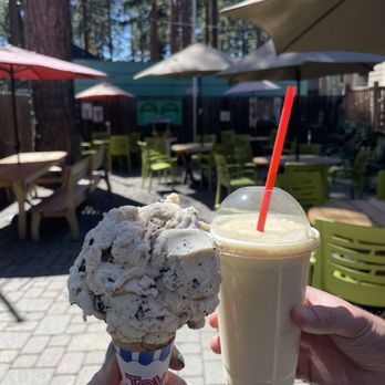 Log Cabin Ice Cream & Coffee - Cookies & cream + Mountain Mango Smoothie - Ice Cream & Frozen Yogurt Near Me - Kings Beach, California Log Cabin Ice Cream & Coffee - Cookies & cream + Mountain Mango Smoothie - Ice Cream & Frozen Yogurt Near Me - Kings Beach, California