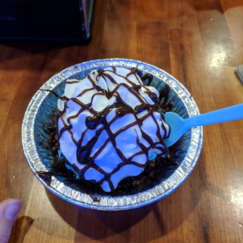 The Baked Bear - Brownie sundae - Ice Cream & Frozen Yogurt Near Me - Norman, Oklahoma The Baked Bear - Brownie sundae - Ice Cream & Frozen Yogurt Near Me - Norman, Oklahoma