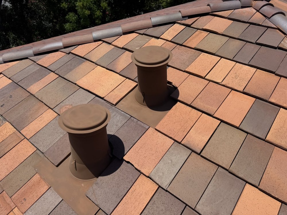 Slide of E & E Roofing