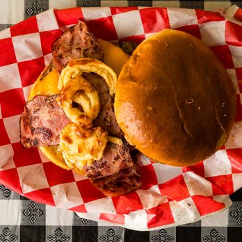 Buns N Wings - hamburger and fries in a basket - Burgers Near Me - Harrisburg, Pennsylvania Buns N Wings - hamburger and fries in a basket - Burgers Near Me - Harrisburg, Pennsylvania