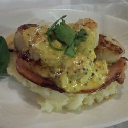 Little & Olivers - Starter - sea scallops
