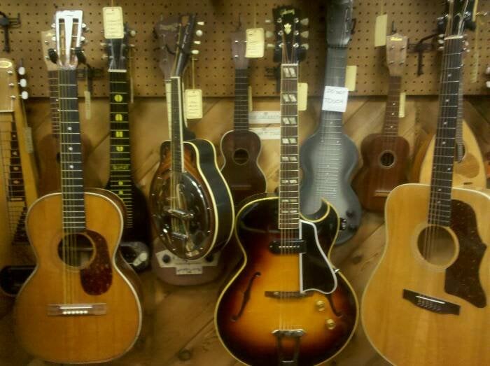 MUSIC SHOP Updated October 2024 15 Reviews 413 SE 6th St, Grants