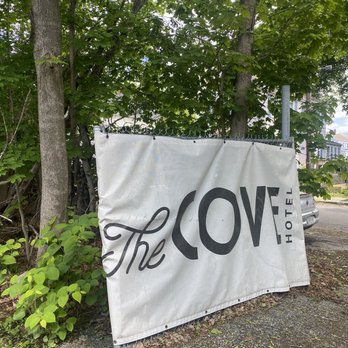 The Cove at Salem - The grand entrance - Hotels Near Me - Salem, Massachusetts