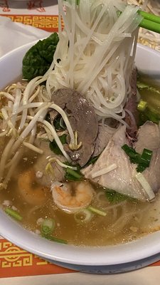 New Phnom Penh Restaurant by null