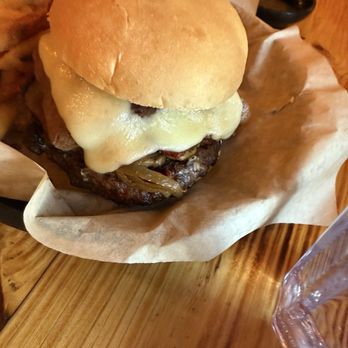 JT Hannah's Kitchen - American Near Me - Pigeon Forge, Tennessee