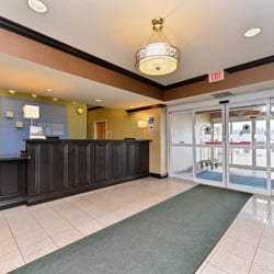 Holiday Inn Express & Suites Charlotte