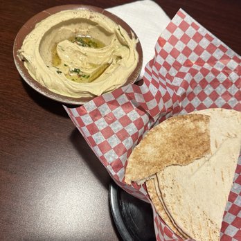 Pita Mediterranean Grill - Humus appetizer - Wraps Near Me - Southaven, Mississippi Pita Mediterranean Grill - Humus appetizer - Wraps Near Me - Southaven, Mississippi