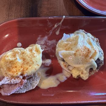 Classen Grill - Eggs Benedict 1/2 Traditional 1/2 Crab - Breakfast & Brunch Near Me - Oklahoma City, Oklahoma