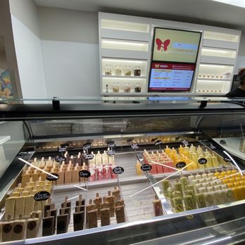 Monarca Gourmet Paletas - Storefront - Ice Cream & Frozen Yogurt Near Me - Clive, Iowa